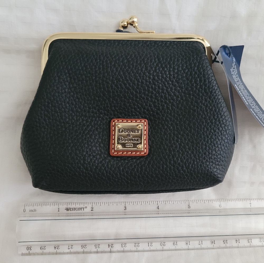 Dooney & Bourke Pebble Grain Purse